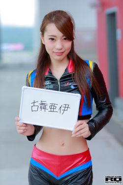 强行挺进朋友漂亮人妻说说