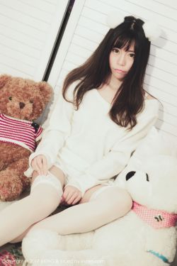 美女无泪